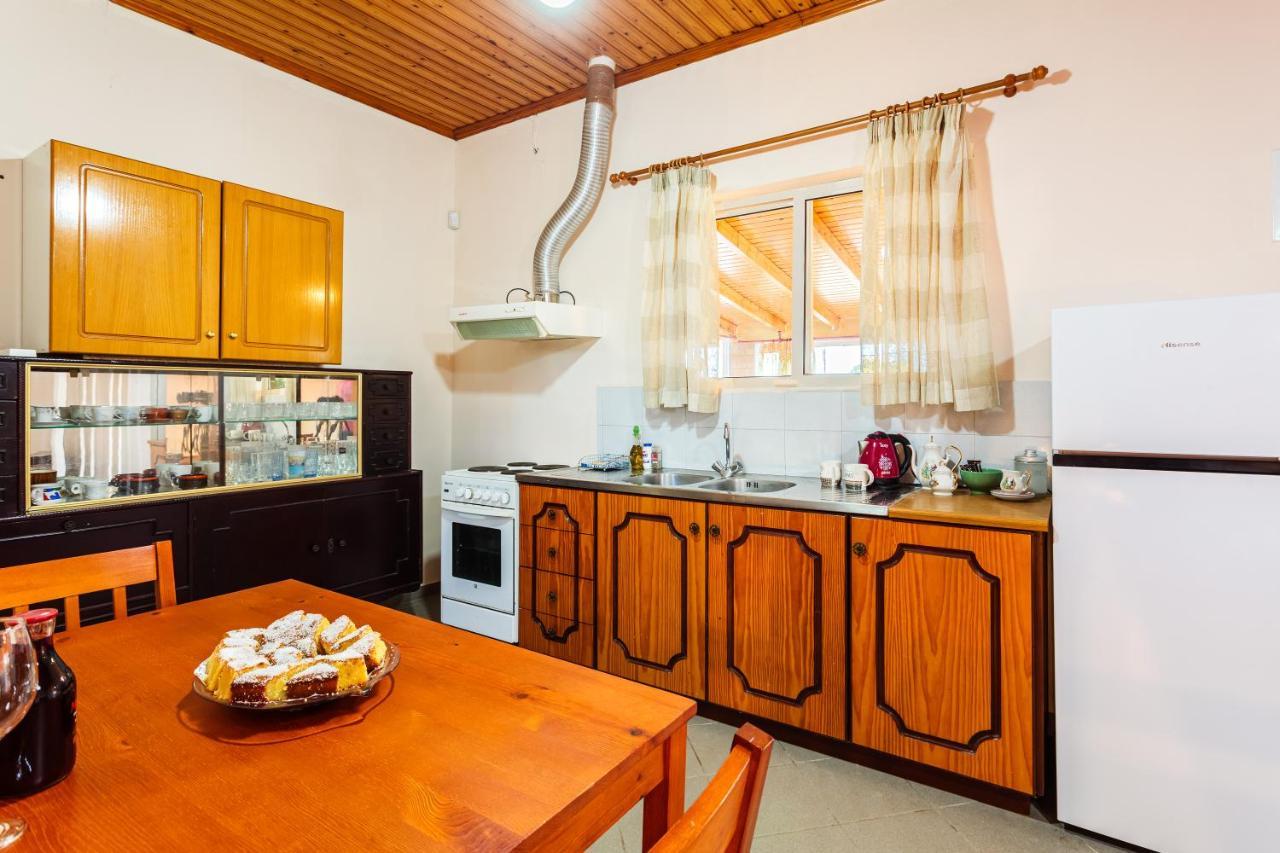 Makarounis Athanasios Traditional Apartments Petalídhion Exterior foto
